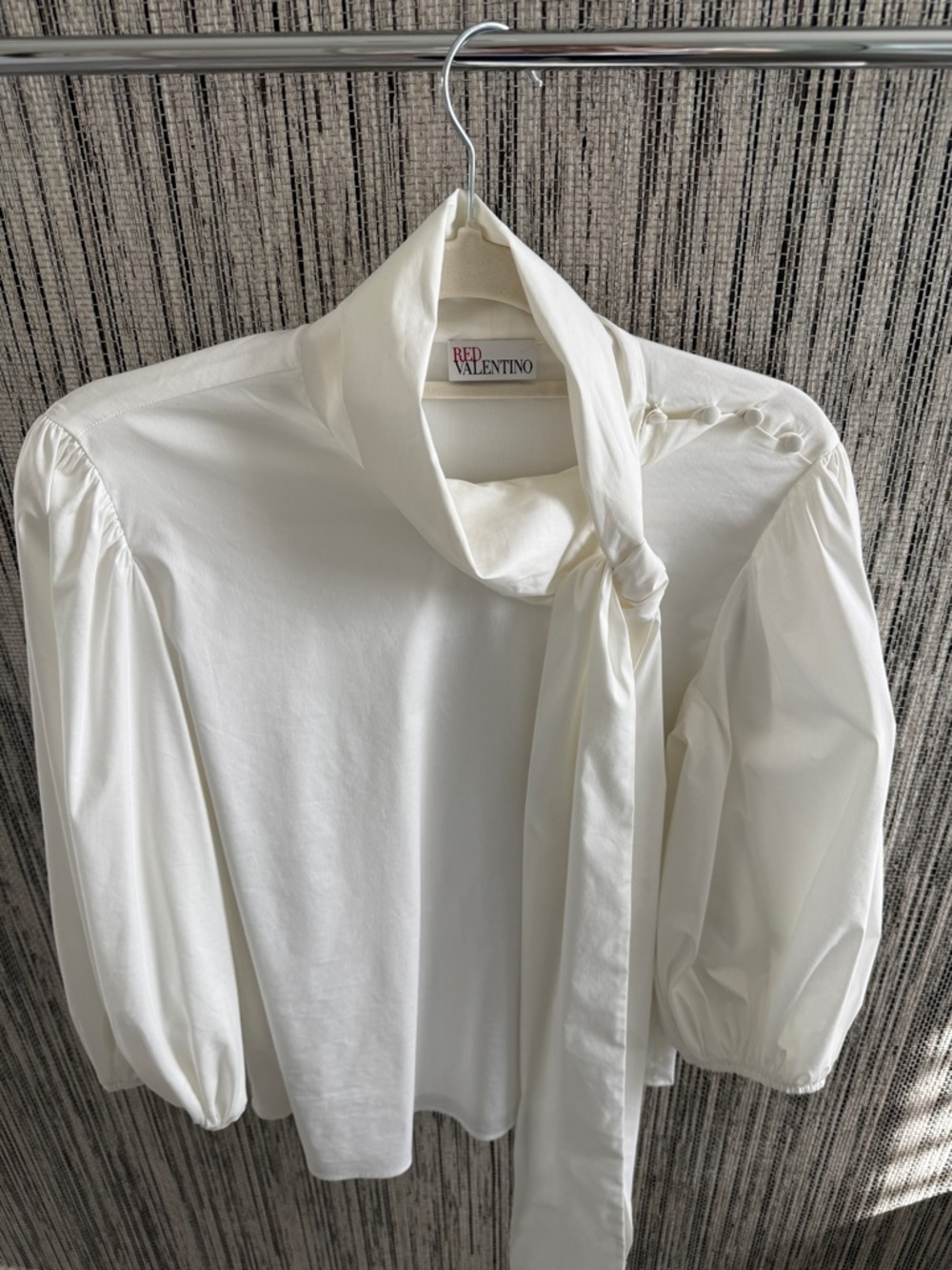 RED Valentino ivory silk Tie-Neck Puff Sleeve elegant Blouse